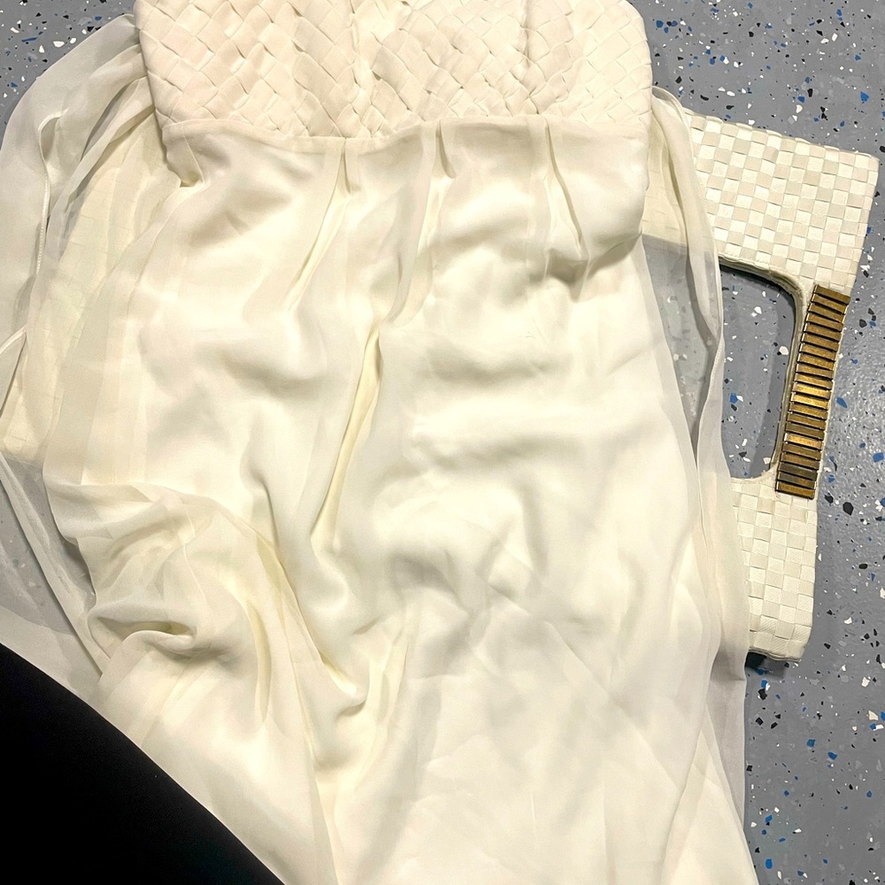 Set dress and over sized cluch
